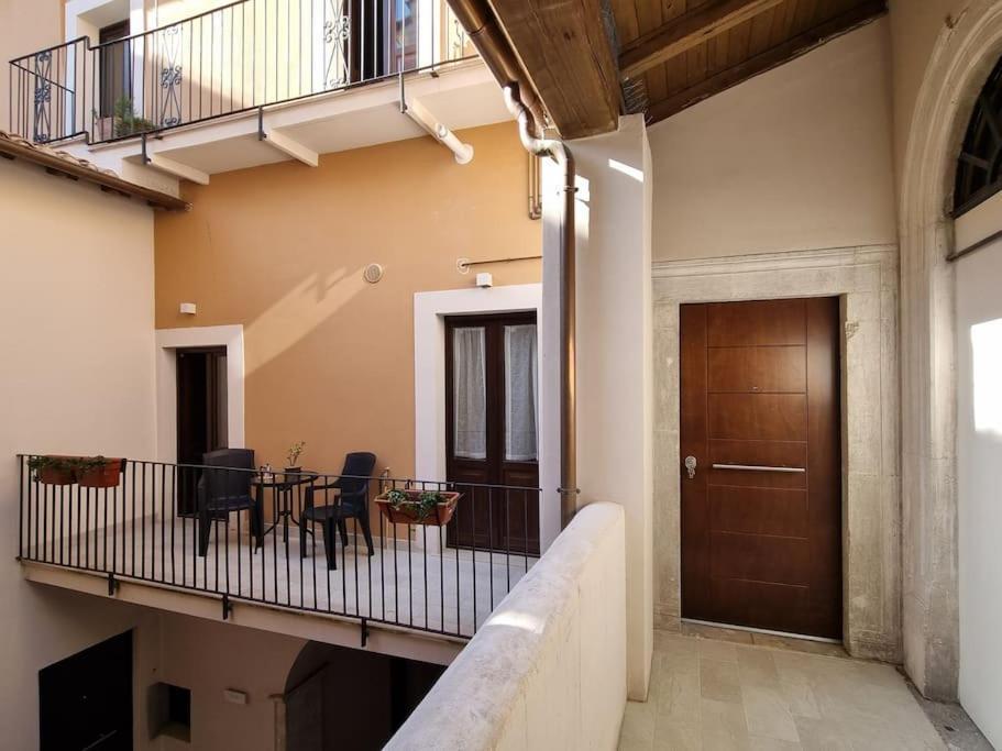 Casa Castello 63 Guest House LʼAquila Kültér fotó